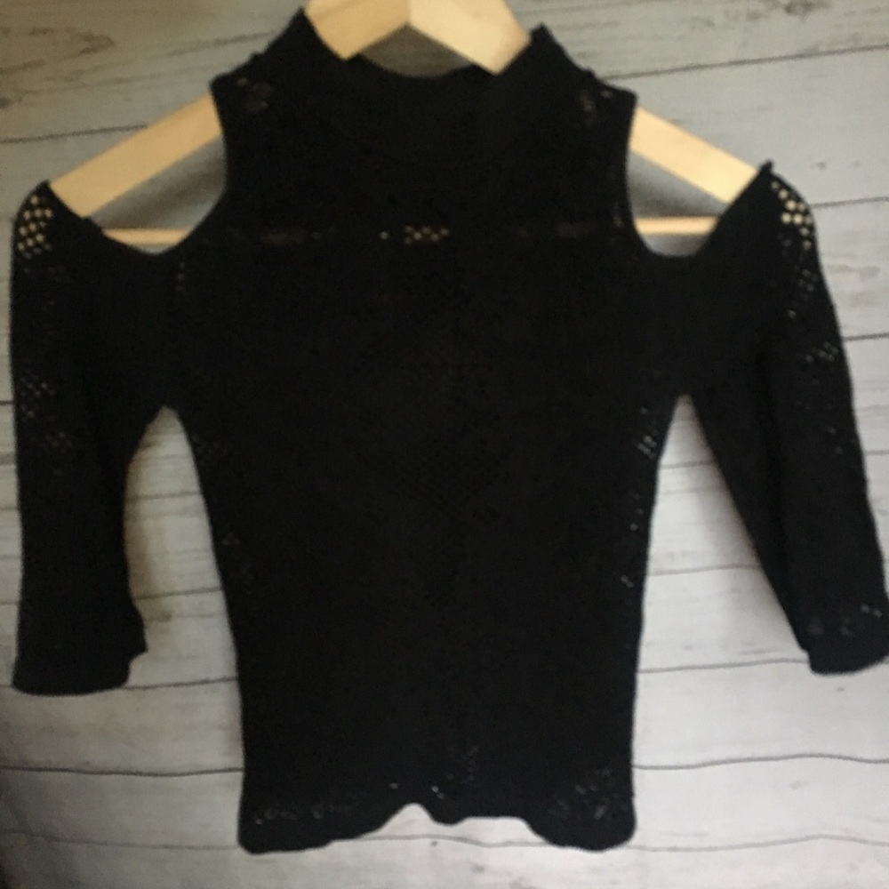 Bebe cold shoulder top